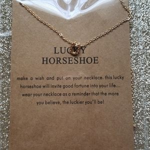 LUCKY HORSESHOE | NECKLACE